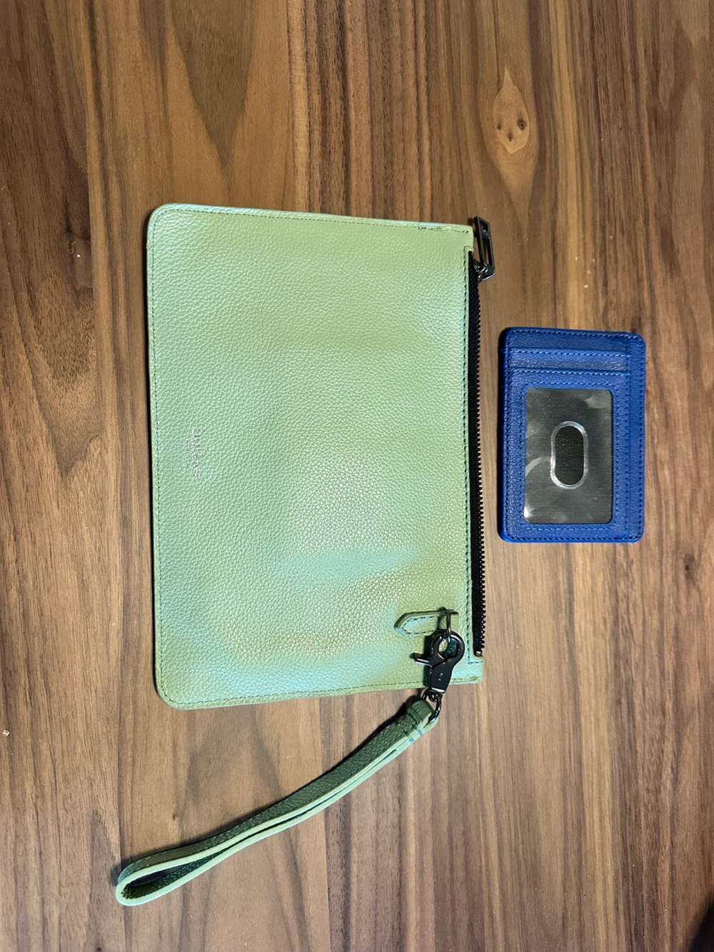 BOTKIER Cobble Hill M.C Leather Wristlet Clutch Wallet - Picture 2 of 8